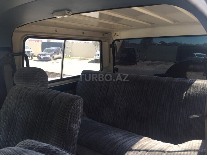 Nissan Patrol 1992, 127,543 km - 2.4 l - Bakı