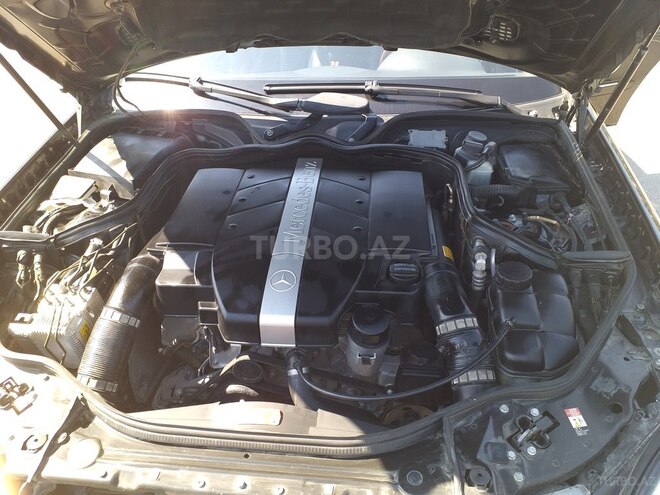 Mercedes E 320 2003, 174,000 km - 3.2 l - Bakı