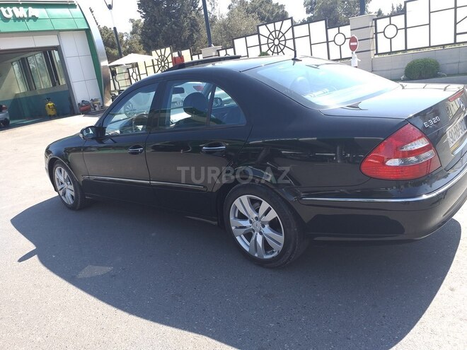Mercedes E 320 2003, 174,000 km - 3.2 l - Bakı