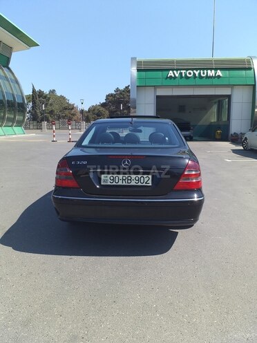 Mercedes E 320 2003, 174,000 km - 3.2 l - Bakı