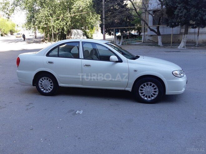 Nissan Sunny 2010, 150,000 km - 0.2 l - Bakı