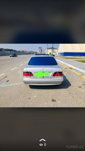 Mercedes E 220 2001, 250,000 km - 2.2 l - Sumqayıt