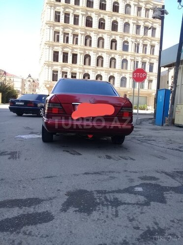 Mercedes E 200 1992, 407,000 km - 2.0 l - Bakı