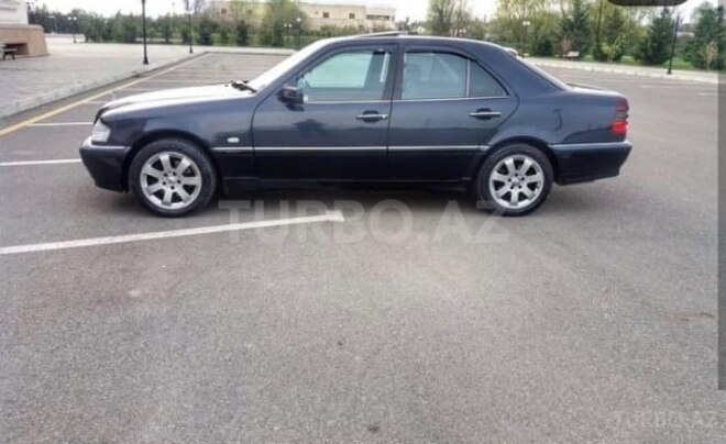 Mercedes C 220 1999, 326,400 km - 2.2 л - Bakı