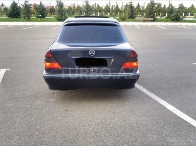 Mercedes C 220 1999, 326,400 km - 2.2 л - Bakı