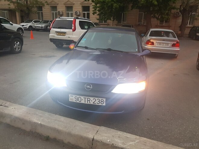 Opel Vectra 1996, 433,000 km - 1.6 l - Bakı