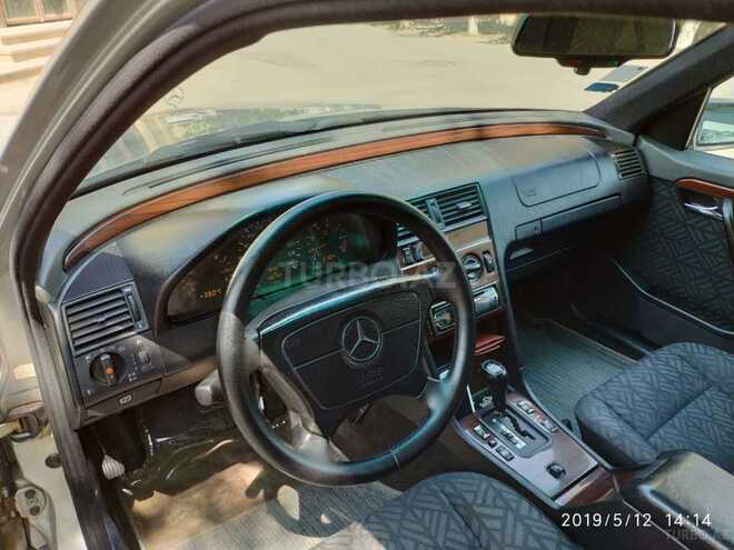 Mercedes C 180 1995, 360,000 km - 1.8 l - Quba