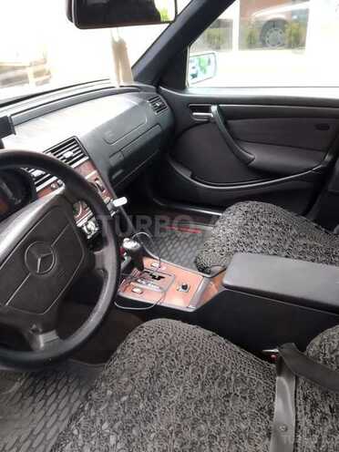 Mercedes C 240 1998, 310,000 km - 2.4 l - Bakı
