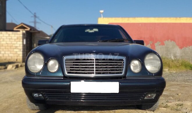 Mercedes E 230 1995, 274,000 km - 2.3 л - Bakı