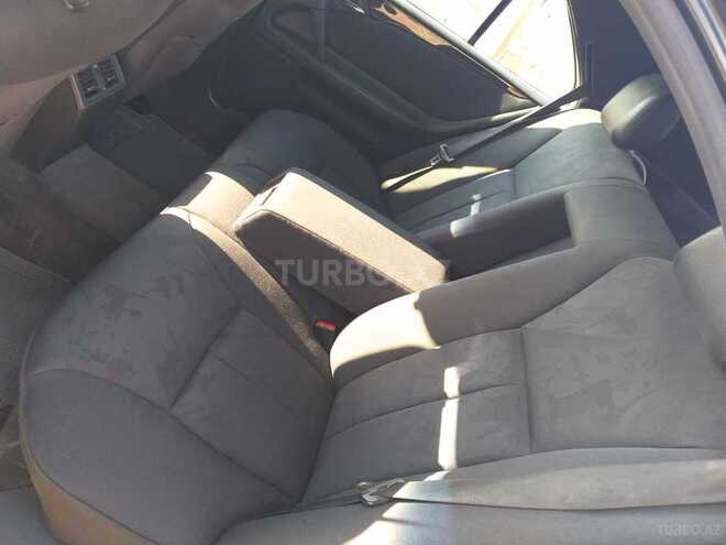 Mercedes E 230 1995, 274,000 km - 2.3 л - Bakı