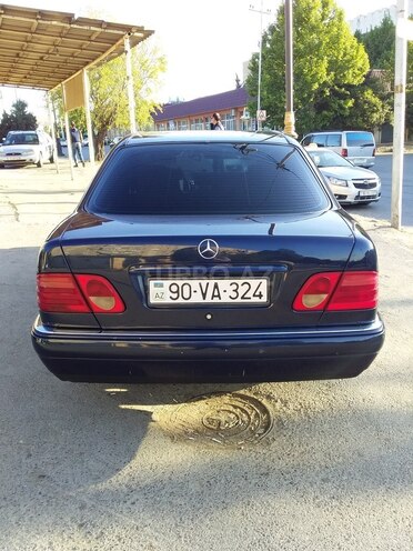 Mercedes E 240 1998, 384,000 km - 2.4 l - Bakı