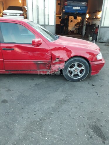 Mercedes C 180 1998, 350,000 km - 1.8 l - Bakı