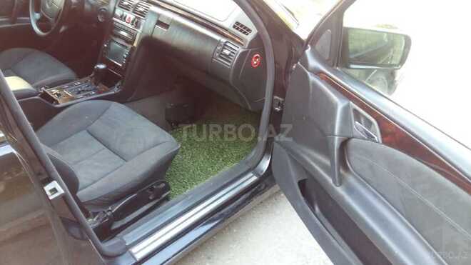 Mercedes E 280 1998, 269,000 km - 2.8 l - Sumqayıt