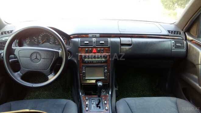 Mercedes E 280 1998, 269,000 km - 2.8 l - Sumqayıt