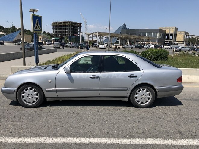 Mercedes E 300 1998, 450,000 km - 3.0 l - Bərdə
