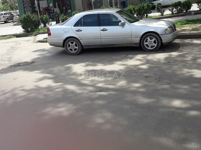 Mercedes C 180 1995, 30,000 km - 0.2 l - Qazax