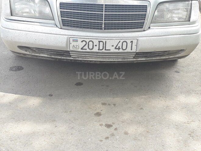 Mercedes C 180 1995, 30,000 km - 0.2 l - Qazax