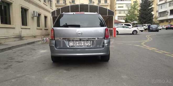 Opel Astra 2007, 128,000 km - 1.7 л - Bakı
