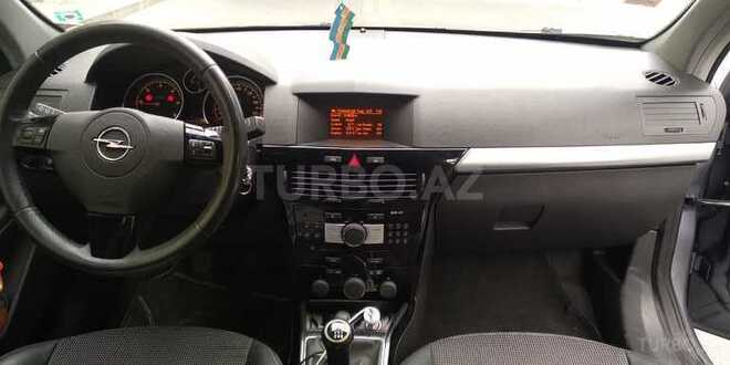Opel Astra 2007, 128,000 km - 1.7 л - Bakı