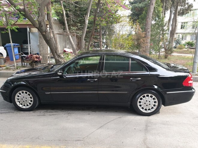 Mercedes E 240 2003, 198,000 km - 2.4 l - Bakı