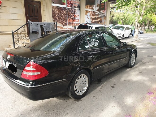 Mercedes E 240 2003, 198,000 km - 2.4 l - Bakı