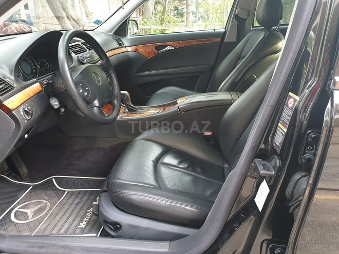 Mercedes E 240 2003, 198,000 km - 2.4 l - Bakı