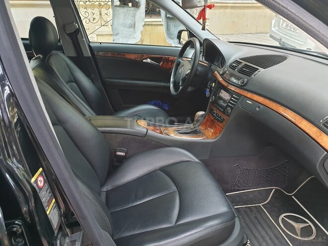 Mercedes E 240 2003, 198,000 km - 2.4 l - Bakı