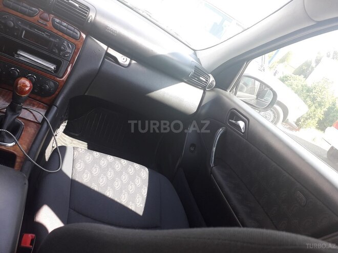 Mercedes C 220 2001, 350,000 km - 2.2 l - Bakı