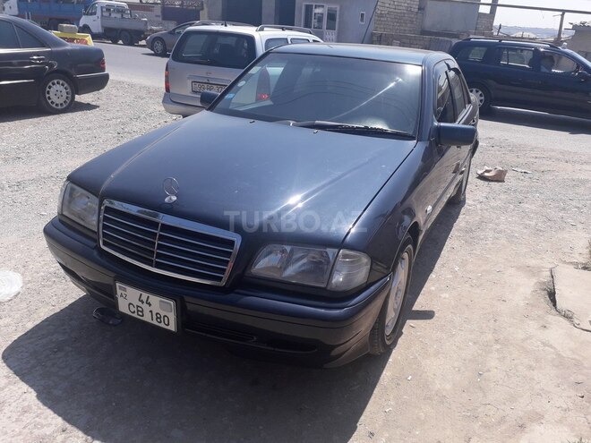 Mercedes C 200 2000, 200,000 km - 2.0 l - Bakı