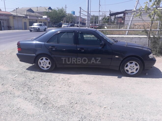 Mercedes C 200 2000, 200,000 km - 2.0 l - Bakı