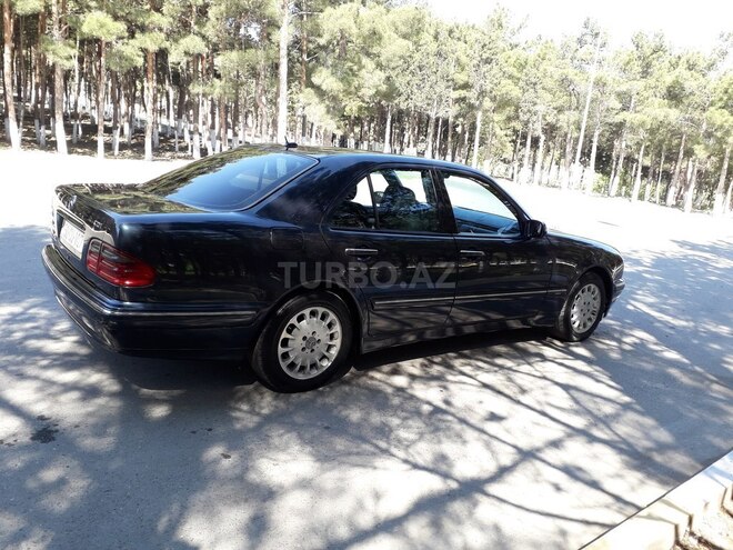 Mercedes E 270 2000, 270,000 km - 2.7 l - Xırdalan