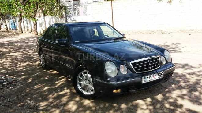 Mercedes E 240 2000, 210,000 km - 2.6 l - Gəncə