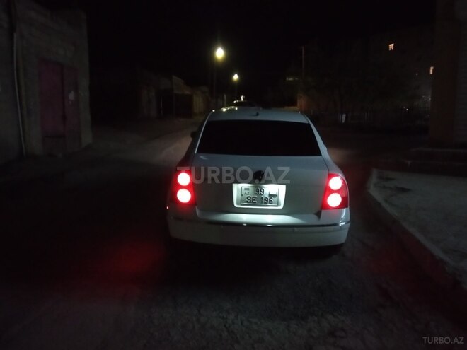 Volkswagen Passat 2004, 190,120 km - 1.8 л - Bakı