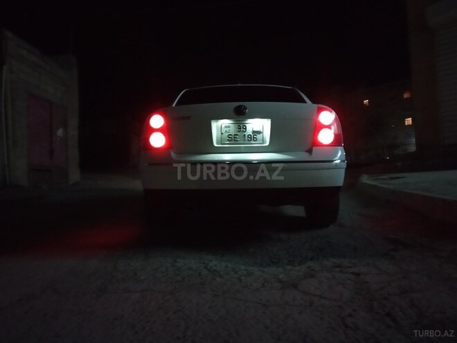 Volkswagen Passat 2004, 190,120 km - 1.8 л - Bakı