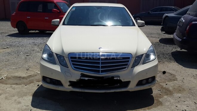 Mercedes E 220 2011, 378,000 km - 2.2 l - Bakı