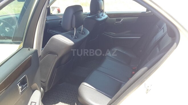 Mercedes E 220 2011, 378,000 km - 2.2 l - Bakı
