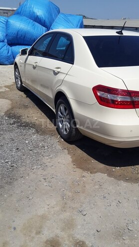 Mercedes E 220 2011, 378,000 km - 2.2 l - Bakı