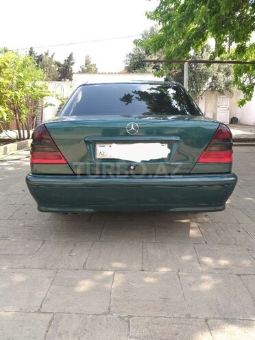 Mercedes C 220 1999, 377,000 km - 2.2 l - Bakı