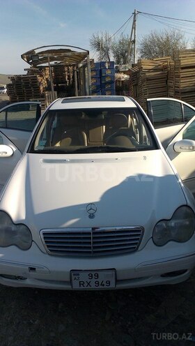 Mercedes C 240 2002, 300,000 km - 0.3 l - Bakı