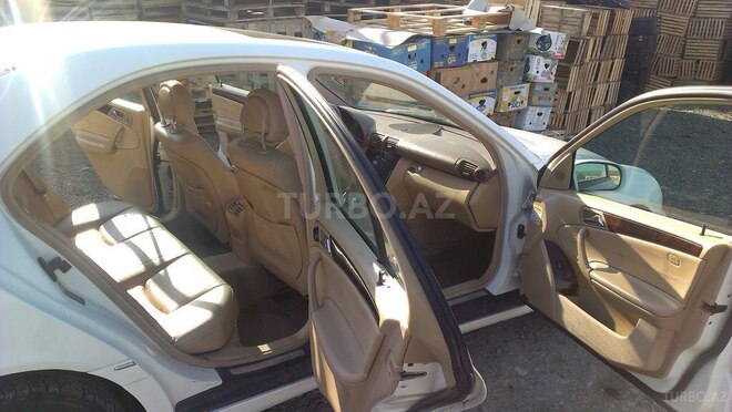 Mercedes C 240 2002, 300,000 km - 0.3 l - Bakı