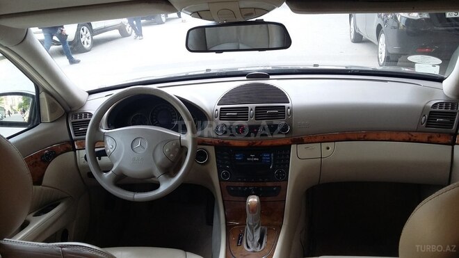 Mercedes E 270 2002, 291,000 km - 2.7 л - Bakı