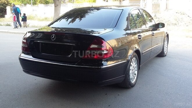Mercedes E 270 2002, 291,000 km - 2.7 л - Bakı