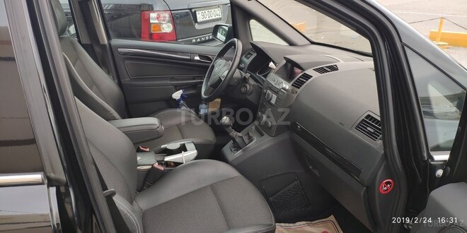 Opel Zafira 2005, 158,000 km - 1.9 l - Bakı