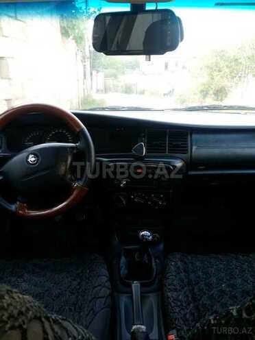 Opel Vectra 1997, 496,000 km - 1.6 л - Sumqayıt