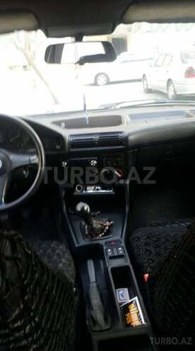 BMW 520 1991, 300,000 km - 2.0 л - Bakı