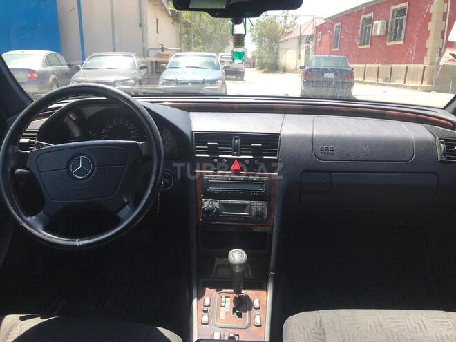 Mercedes C 200 1998, 267,000 km - 2.0 l - Bakı