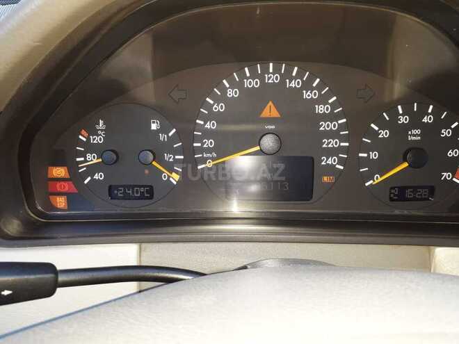 Mercedes E 200 1999, 230,000 km - 2.0 l - Şəmkir