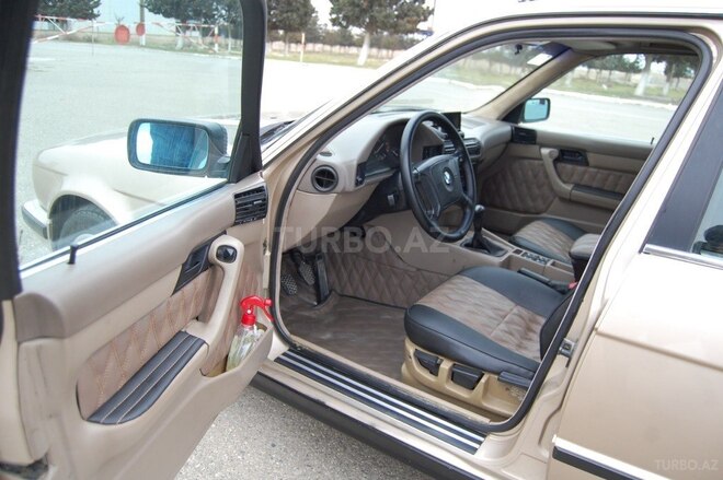 BMW 520 1993, 386,000 km - 2.0 l - Bakı