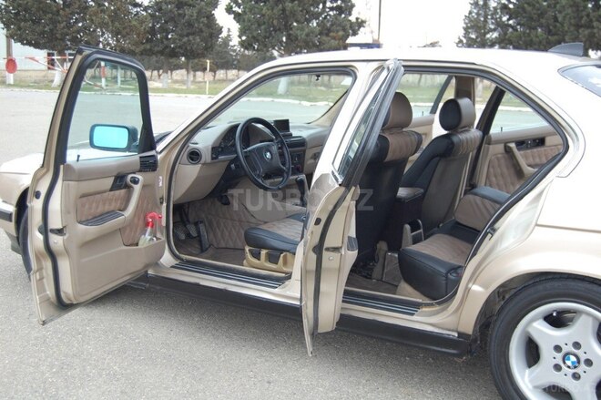 BMW 520 1993, 386,000 km - 2.0 l - Bakı