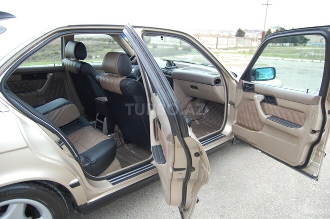 BMW 520 1993, 386,000 km - 2.0 l - Bakı